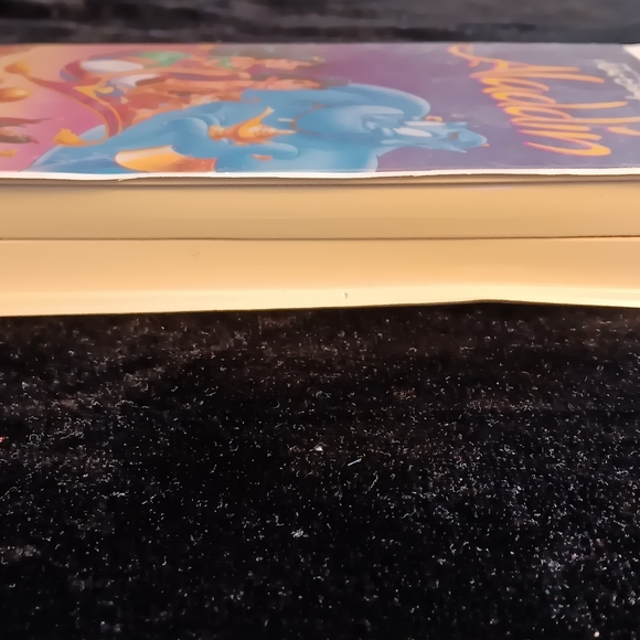 ALADDIN VHS TAPE - Picture 8 of 14